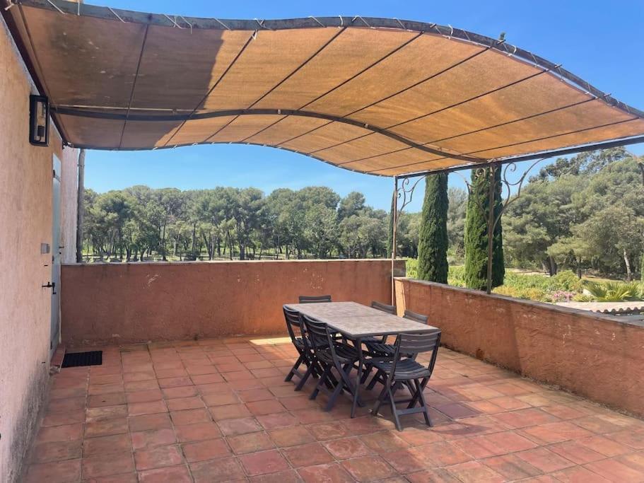 Appartement Unique Dans Le Domaine De La Sangliere Bormes-les-Mimosas Eksteriør bilde