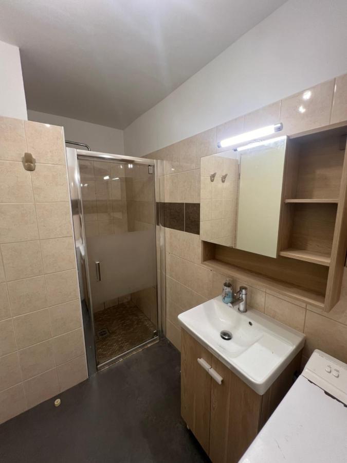 Appartement Unique Dans Le Domaine De La Sangliere Bormes-les-Mimosas Eksteriør bilde